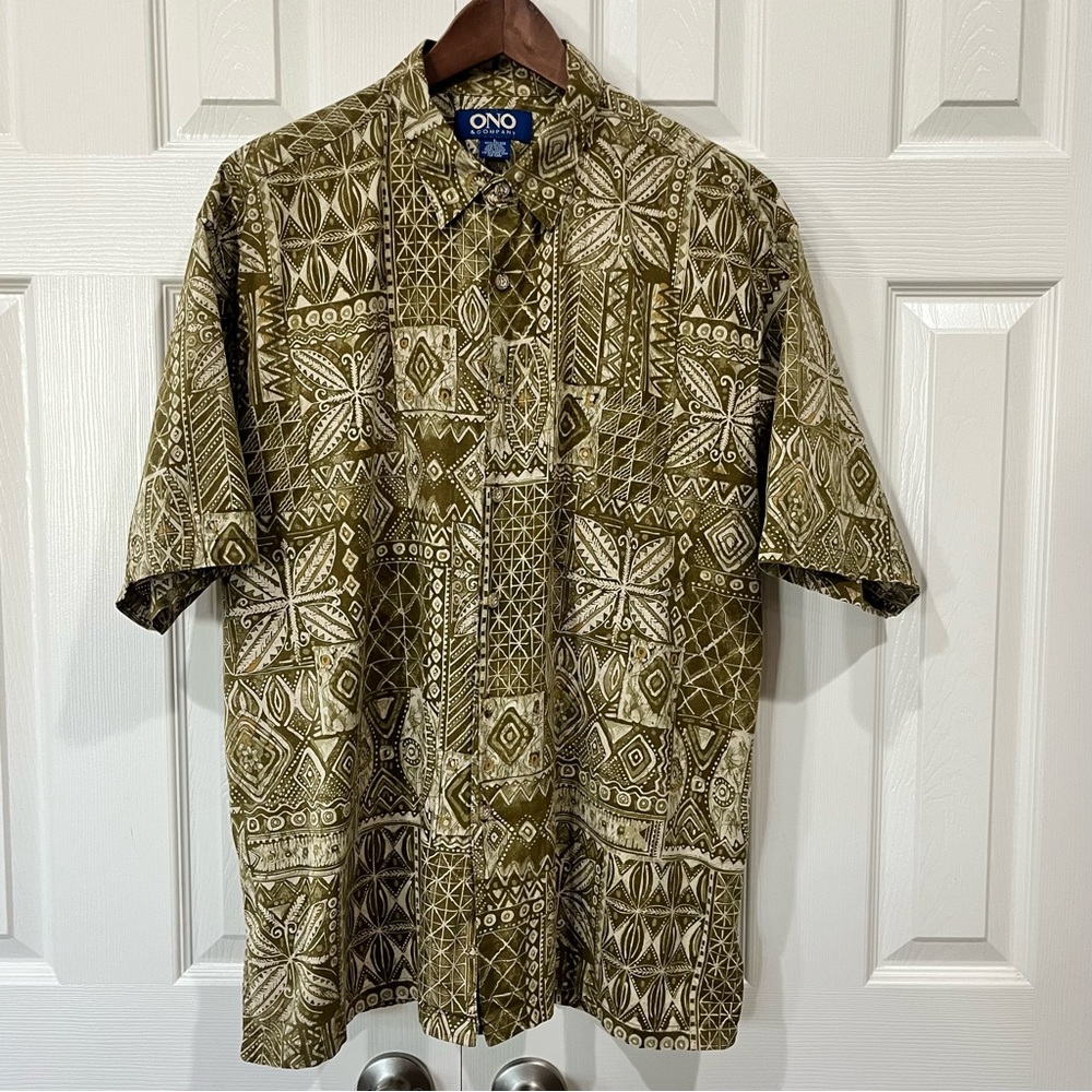 ONO & Company Men's Green Hawaiian Floral Patterned Shirt Size L